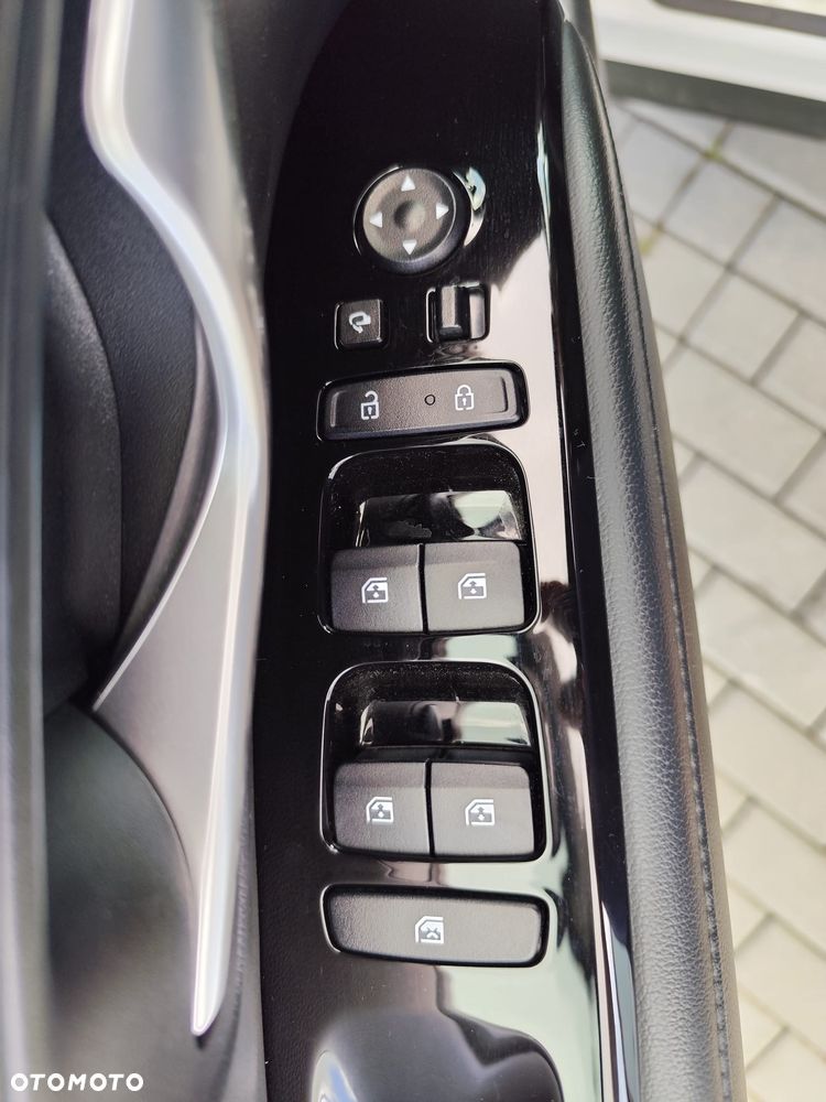 Hyundai Tucson 1.6 T-GDi HEV Executive 2WD - 22