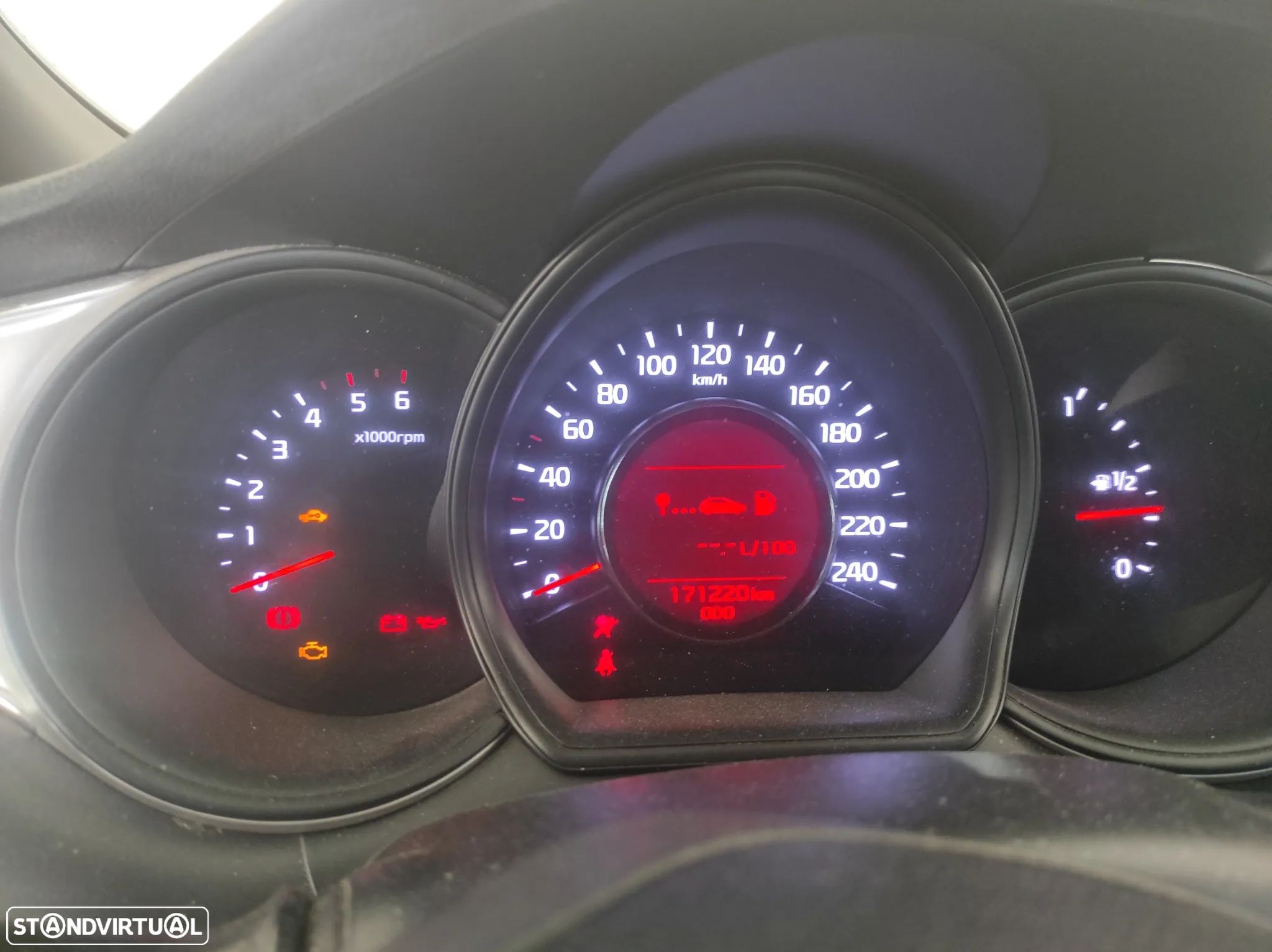 Kia Ceed SW 1.6 CRDi Nav Line - 1