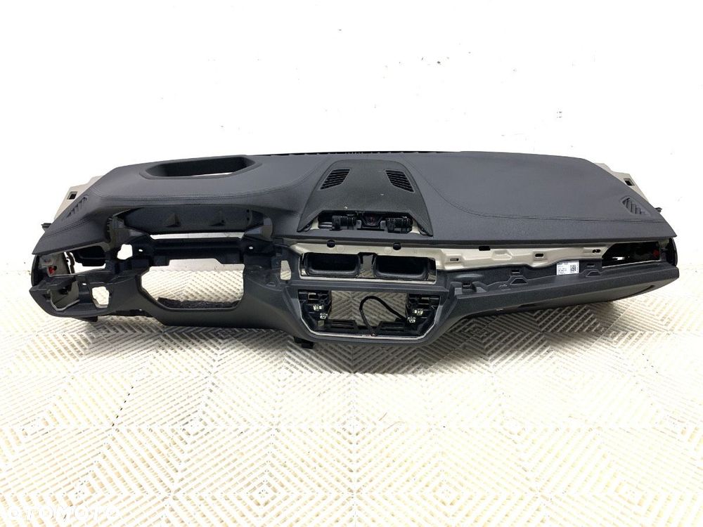 KOKPIT Z PODUSZKĄ PASAŻERA  BMW 5 (G30, F90) 2016 - 2022 M5 Competition 460 kW [625 KM] benzyna - 1