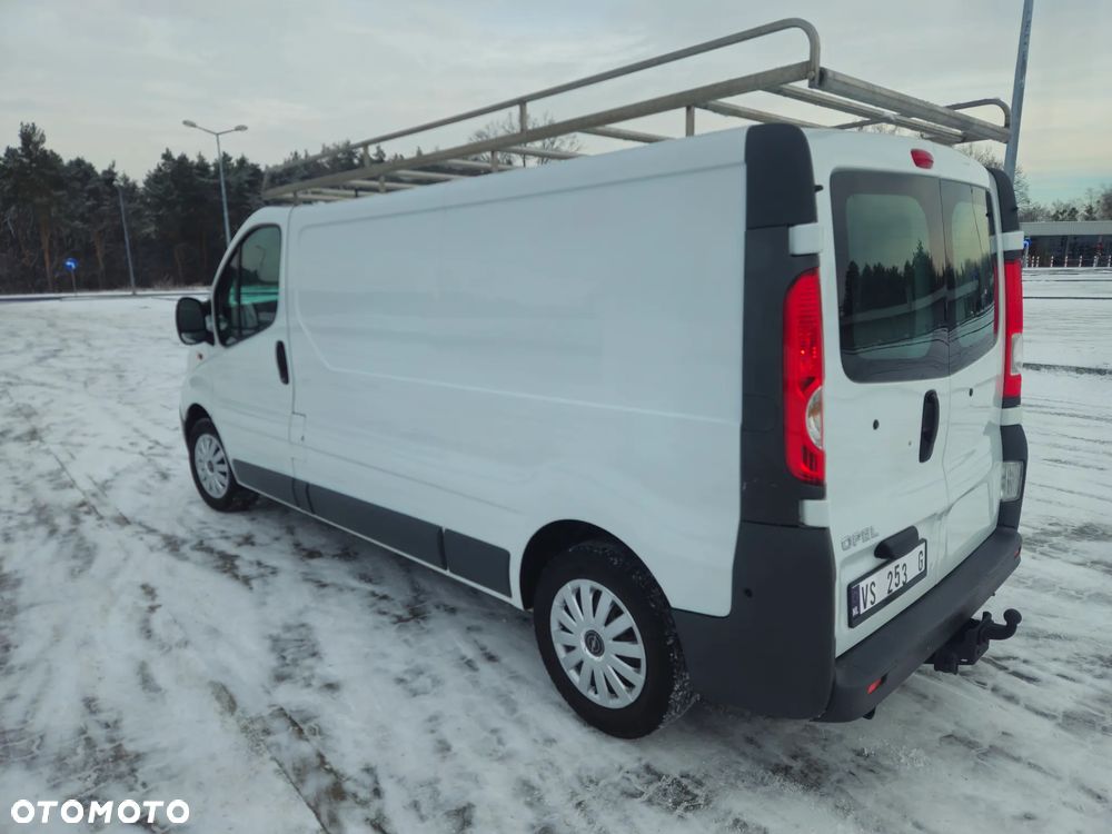 Opel Vivaro - 13