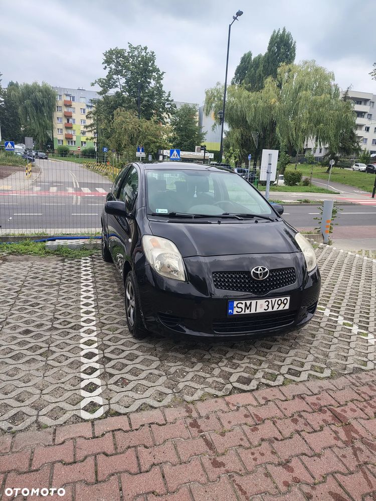 Toyota Yaris 1.0 Terra - 1