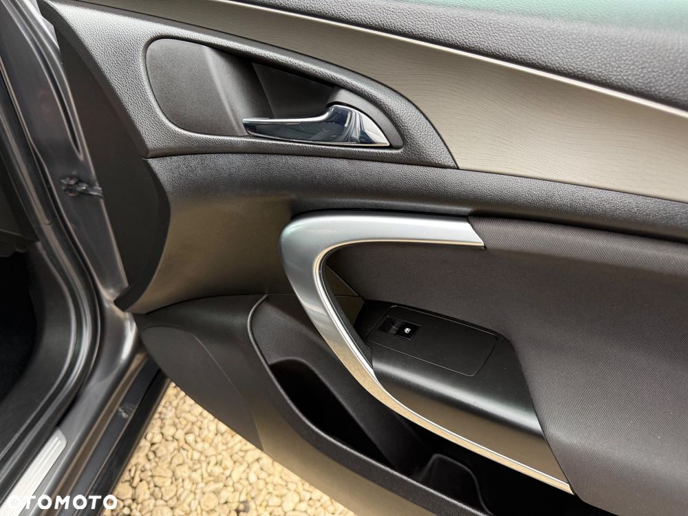 Opel Insignia 1.6 Turbo Edition - 24