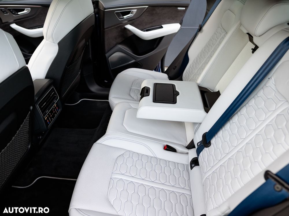 Audi RS Q8 - 37