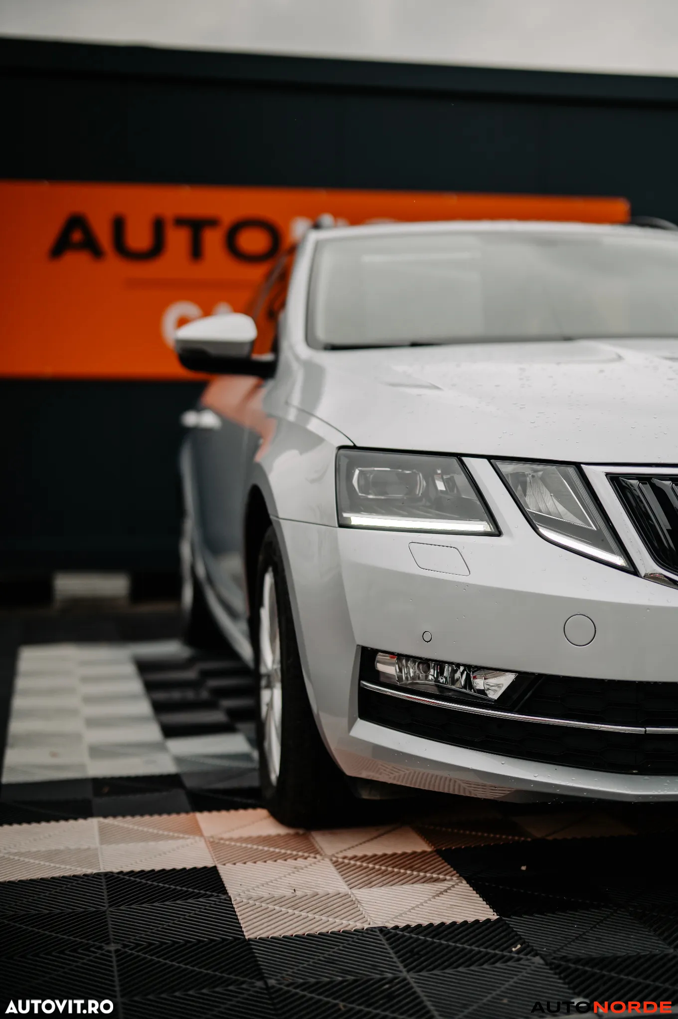 Skoda Octavia Combi Diesel 2.0 TDI DSG Style - 3