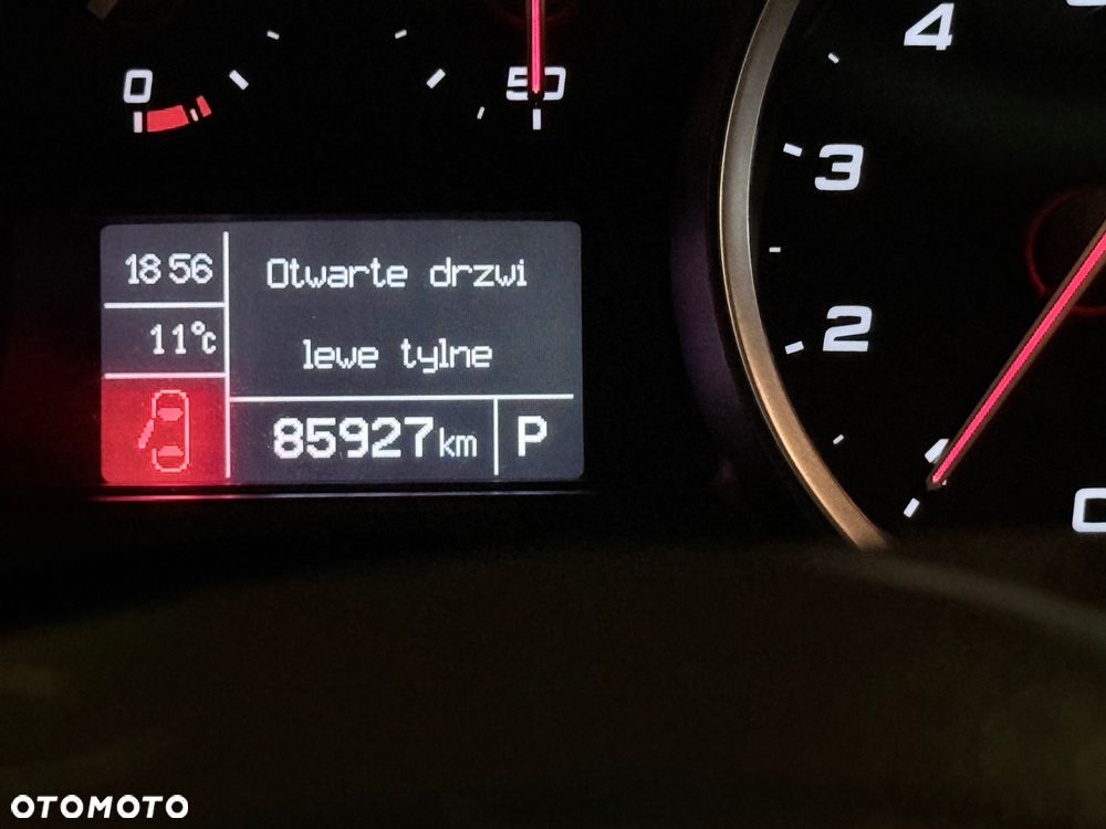 Alfa Romeo Giulietta 1750 TBi Veloce TCT - 8