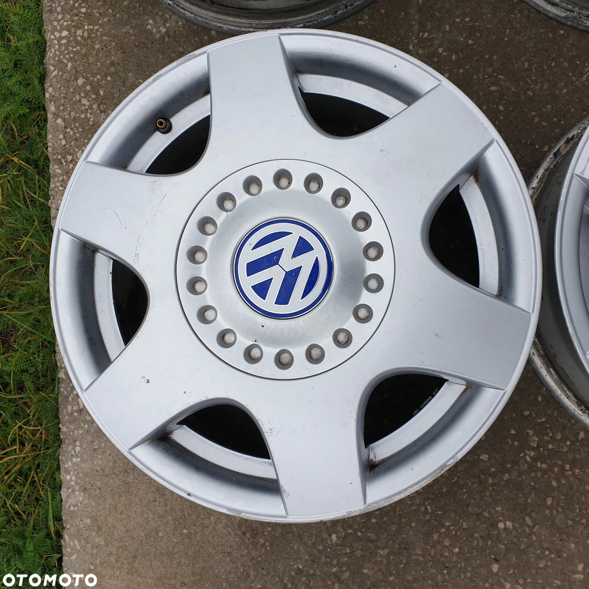 VW NEW BEETLE I FELGI ALUFELGI 1C0601025 16 4-SZT - 4
