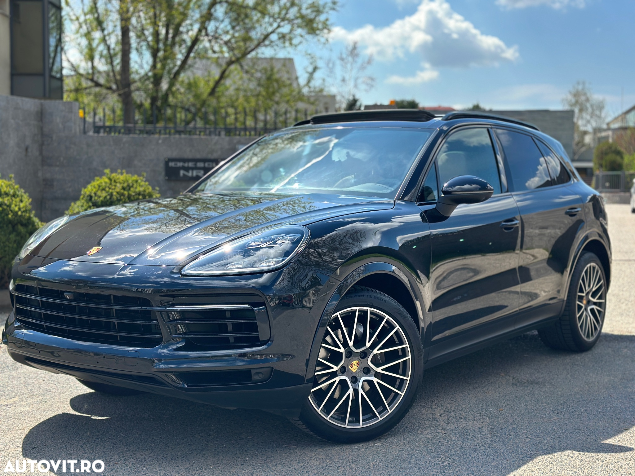 Porsche Cayenne Tiptronic S Platinum Edition - 2