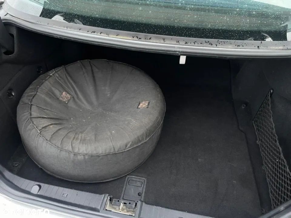 Mercedes-Benz Klasa E - 12