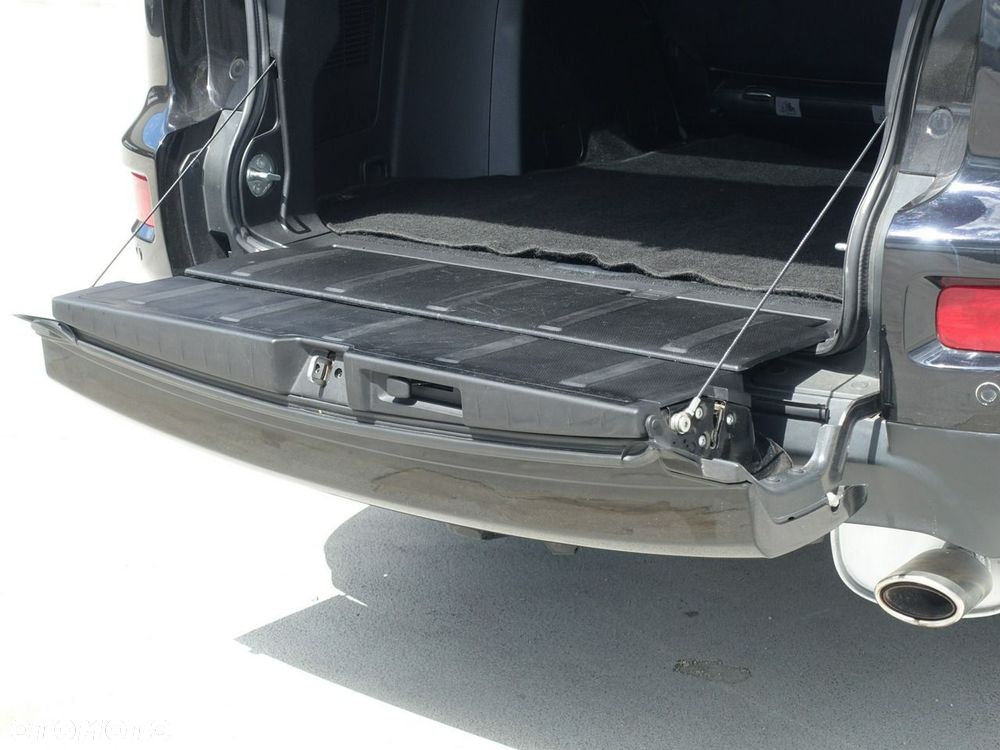 Mitsubishi Outlander 2.4 4WD Invite - 27