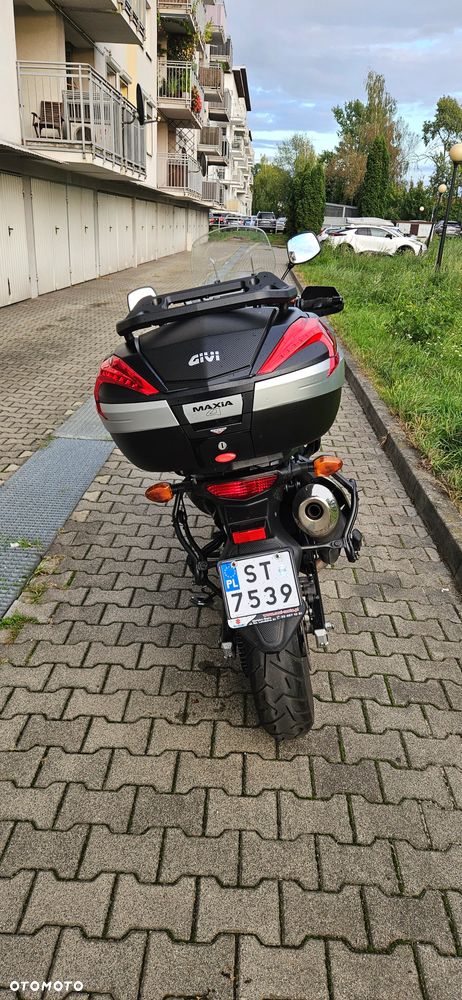 Suzuki V-STROM - 7