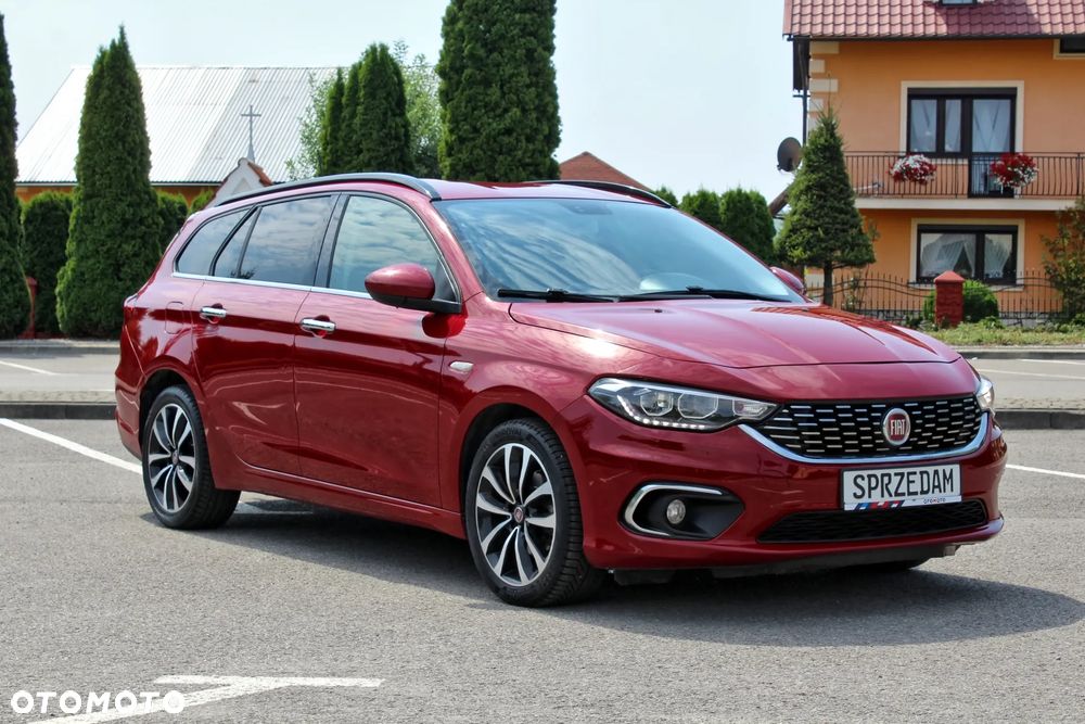 Fiat Tipo 1.4 T-Jet Lounge - 1