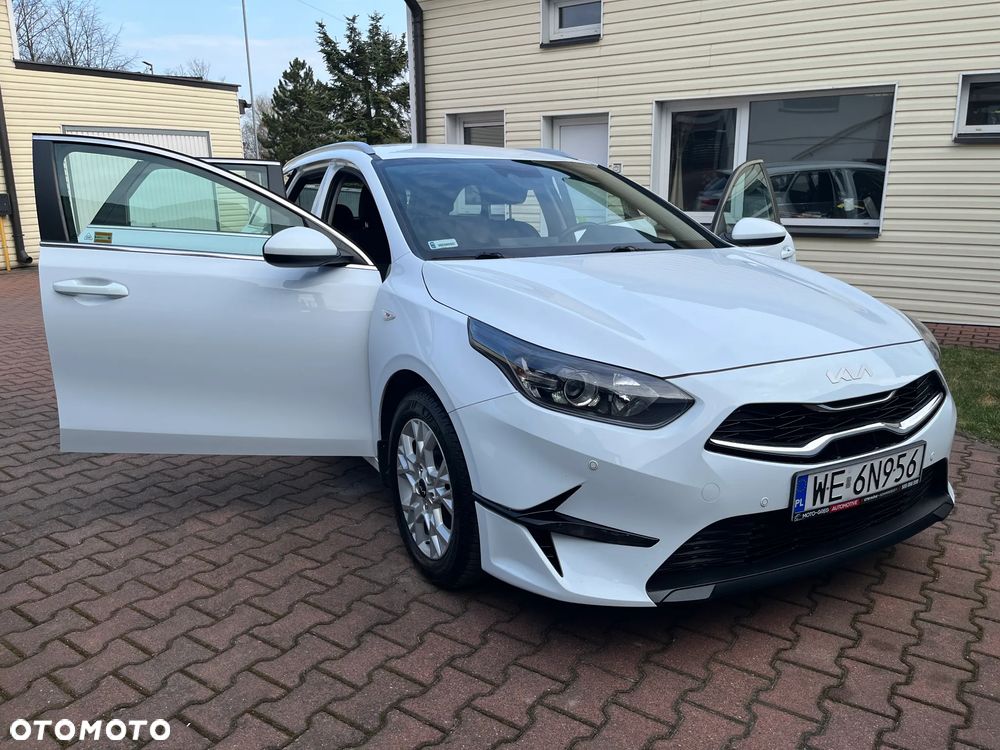 Kia Ceed 1.5 T-GDI M - 26