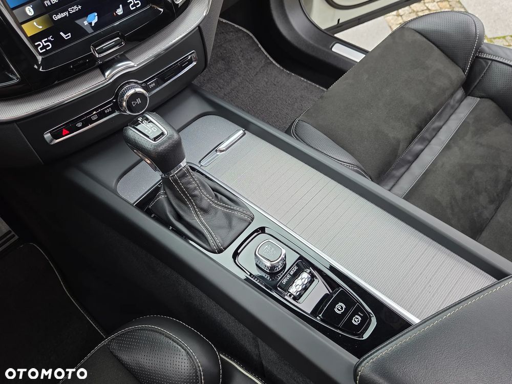 Volvo XC 60 - 35