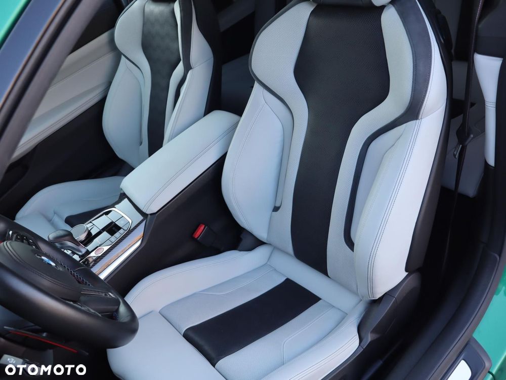 BMW M4 Competition M xDrive - 8