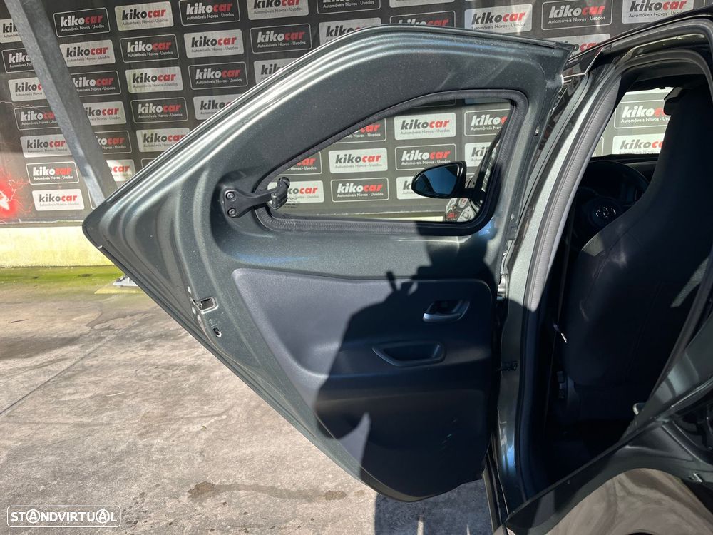 Toyota Aygo X 1.0 Pulse CVT - 43