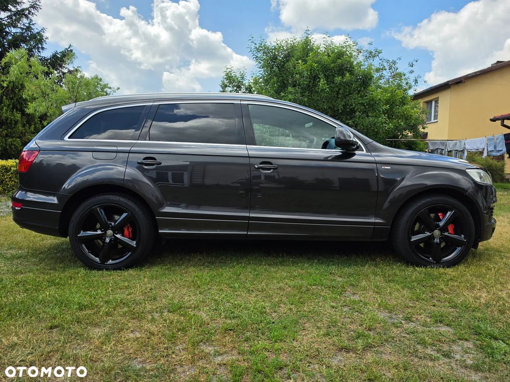Audi Q7 3.0 TDI DPF clean diesel Quattro Tiptronic - 15