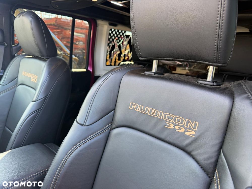 Jeep Wrangler - 11