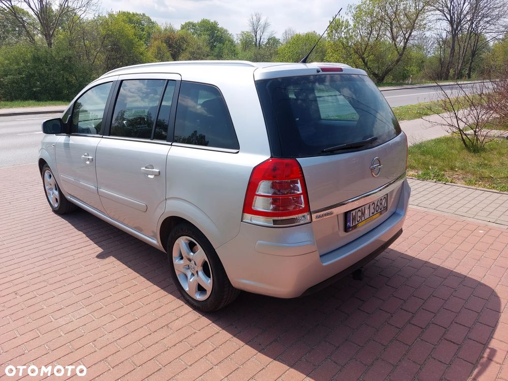 Opel Zafira - 3