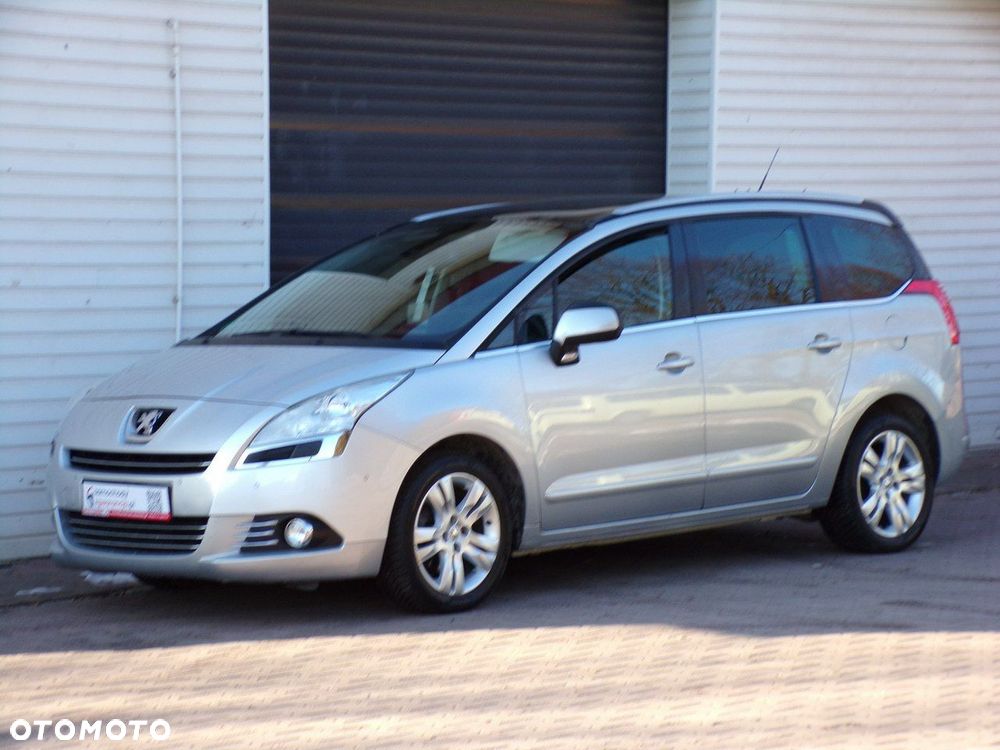 Peugeot 5008 - 9