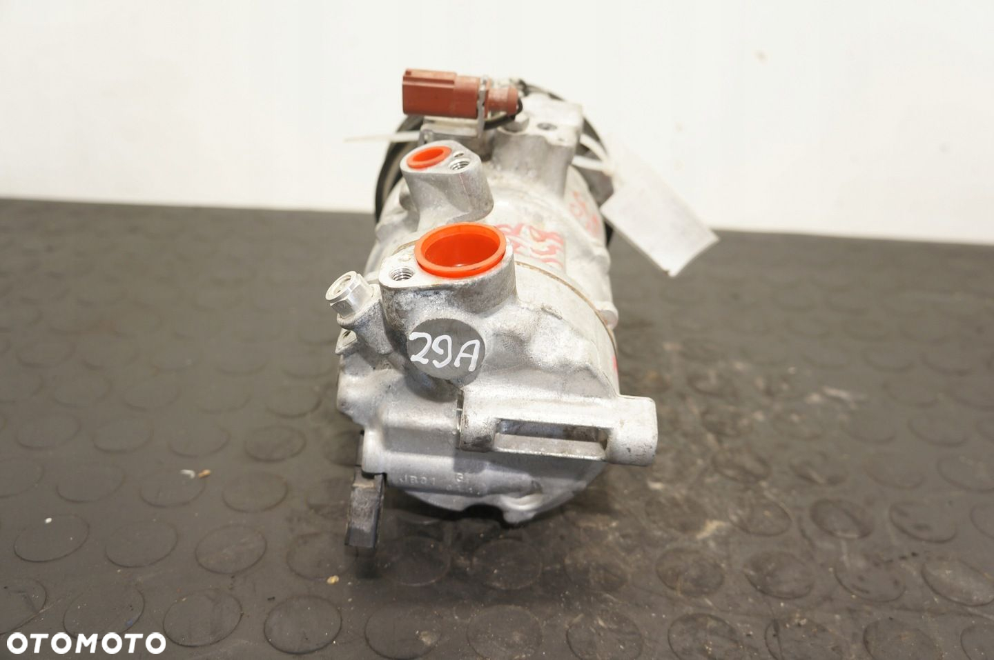 KOMPRESOR KLIMATYZACJI AUDI A4 A5 Q5 2.0TDI 80A816803L - 3