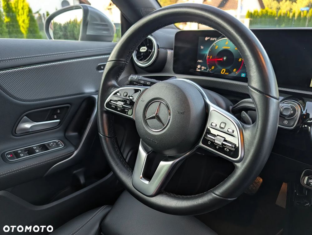 Mercedes-Benz CLA 200 d Progressive 8G-DCT - 11