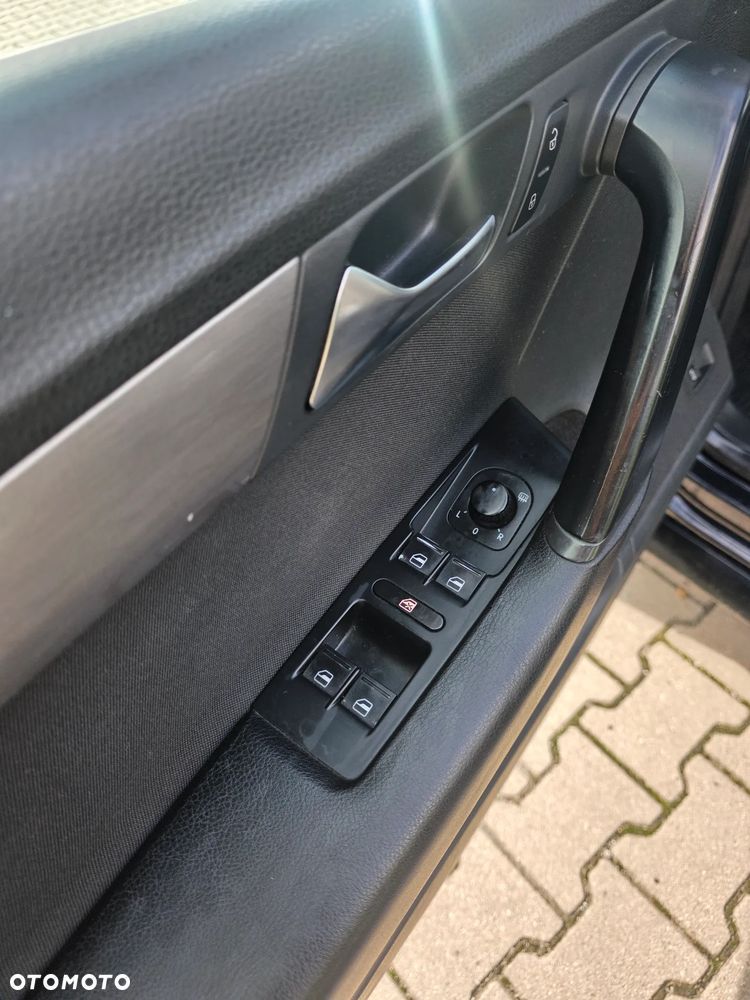Volkswagen Passat 1.6 TDI Comfortline - 27