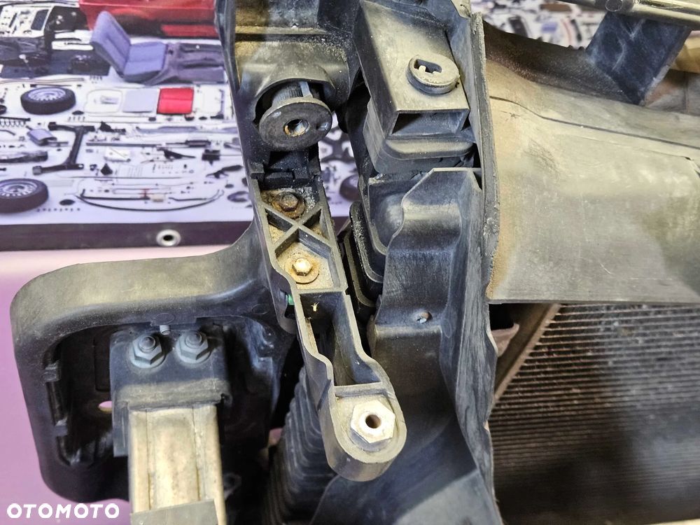 Pas Przedni Wzmocnienie Czołowe Belka Zderzaka Chłodnice Wentylatory 2.7 3.0 TDI AUDI A6 C6 - 8