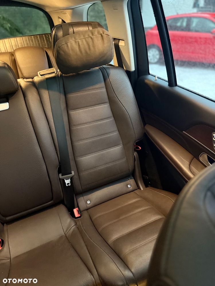 Mercedes-Benz GLS - 10