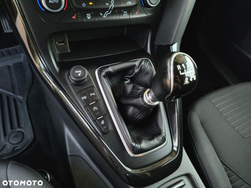 Ford Focus - 24