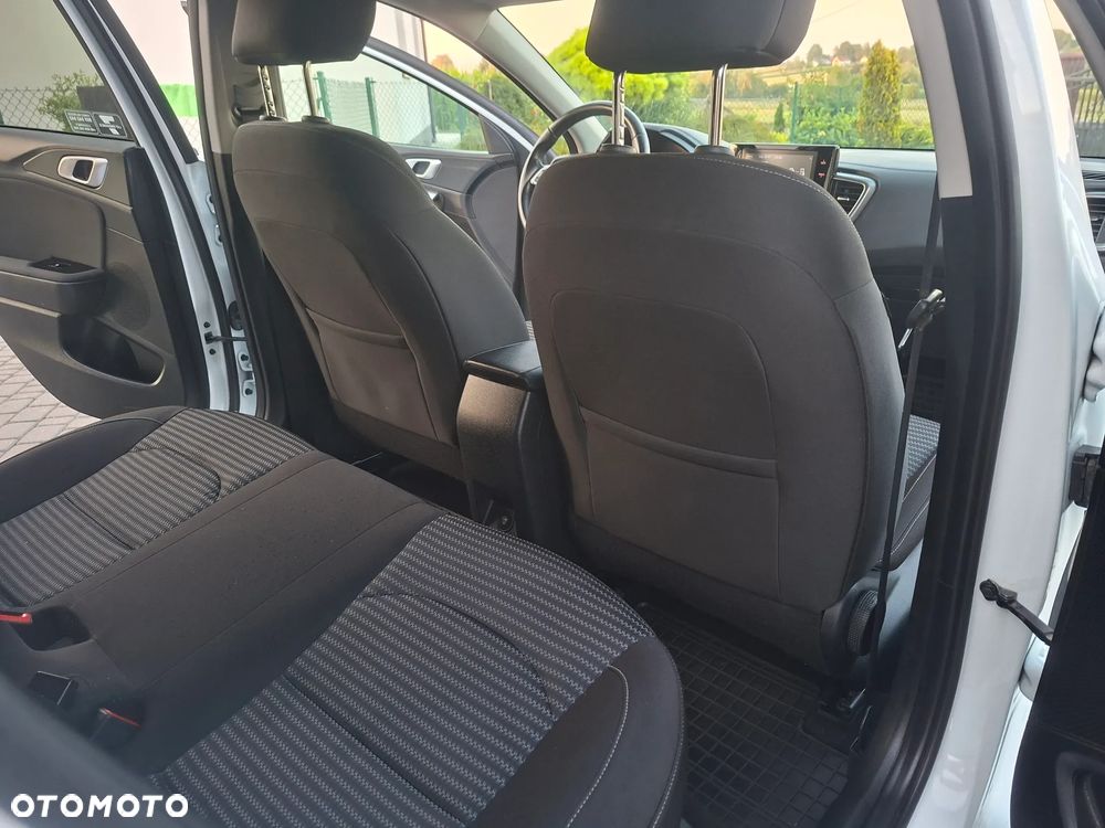 Kia Ceed 1.5 T-GDI L - 10