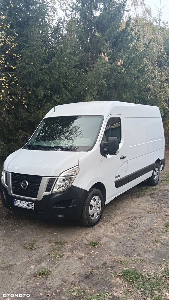 Nissan NV400