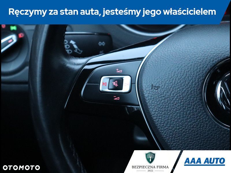 Volkswagen Polo - 16