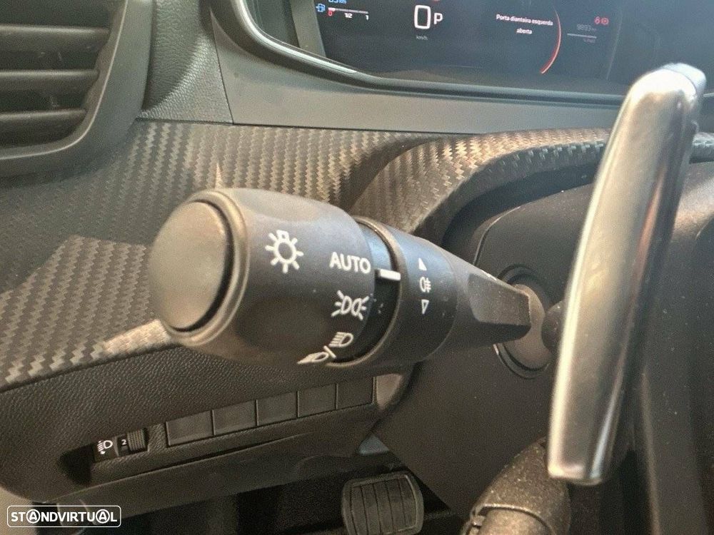 Peugeot 2008 1.2 Hybrid Allure e-DCS6 - 13