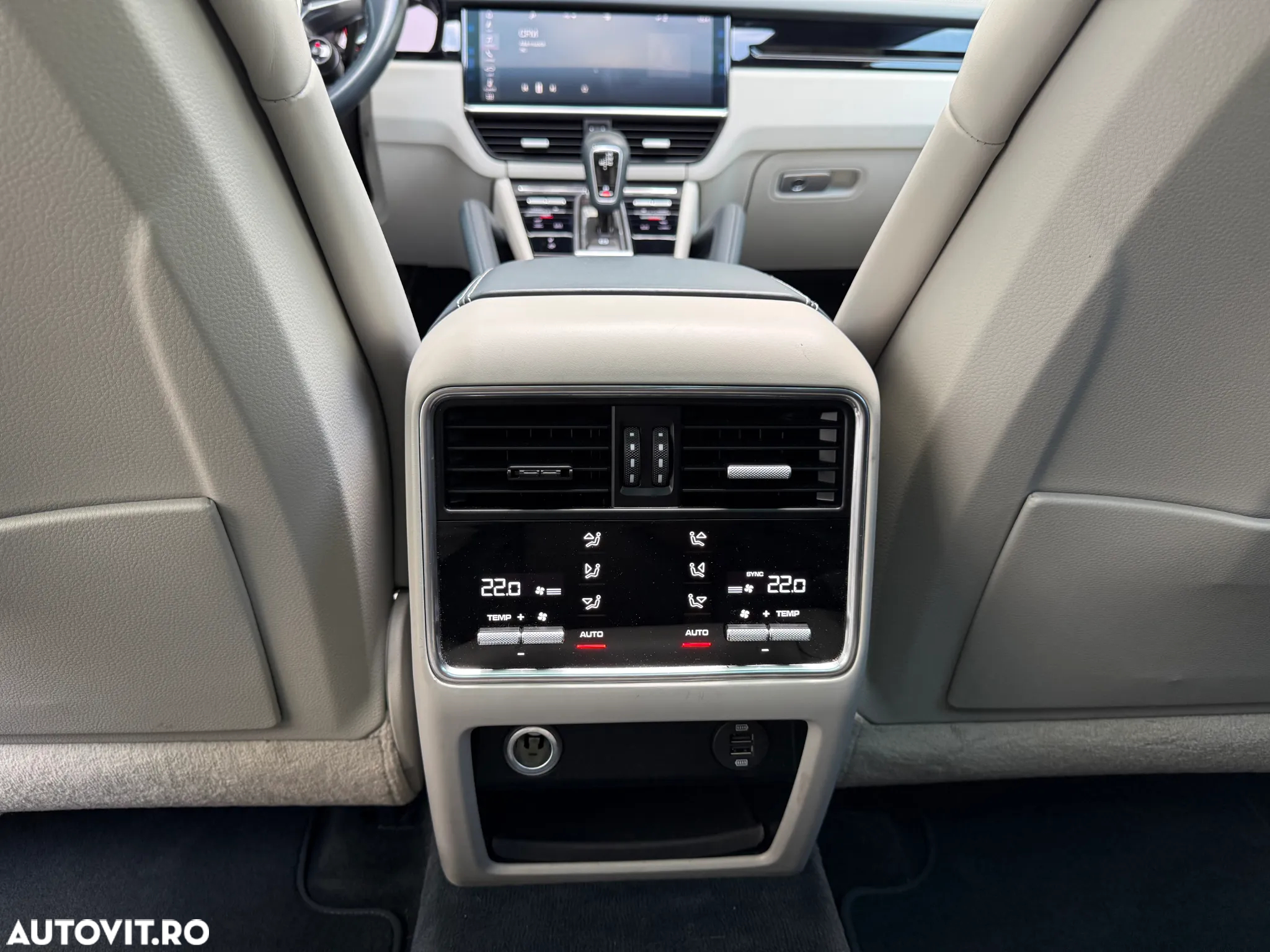 Porsche Cayenne Standard - 23