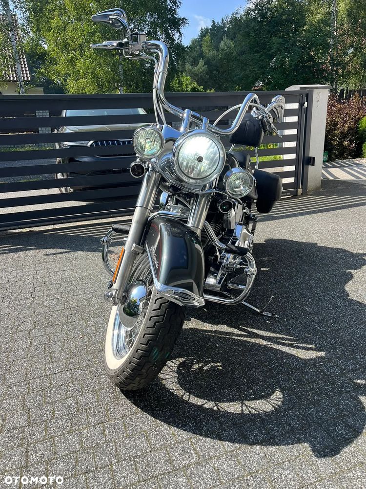 Harley-Davidson Softail Deluxe - 10