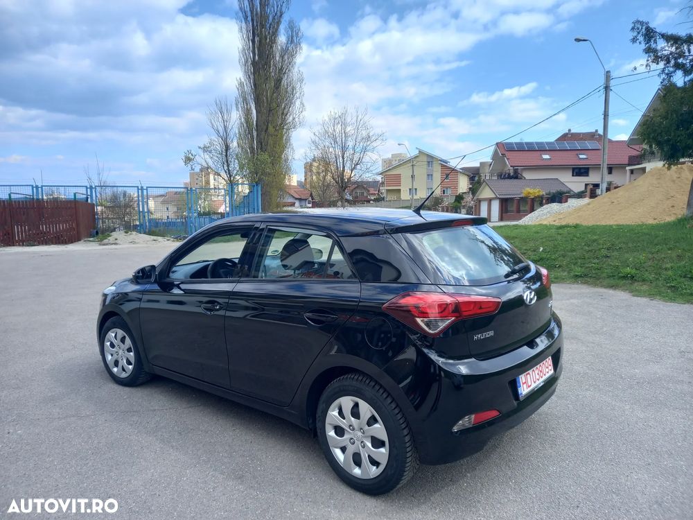 Hyundai i20 1.1 CRDi - 2