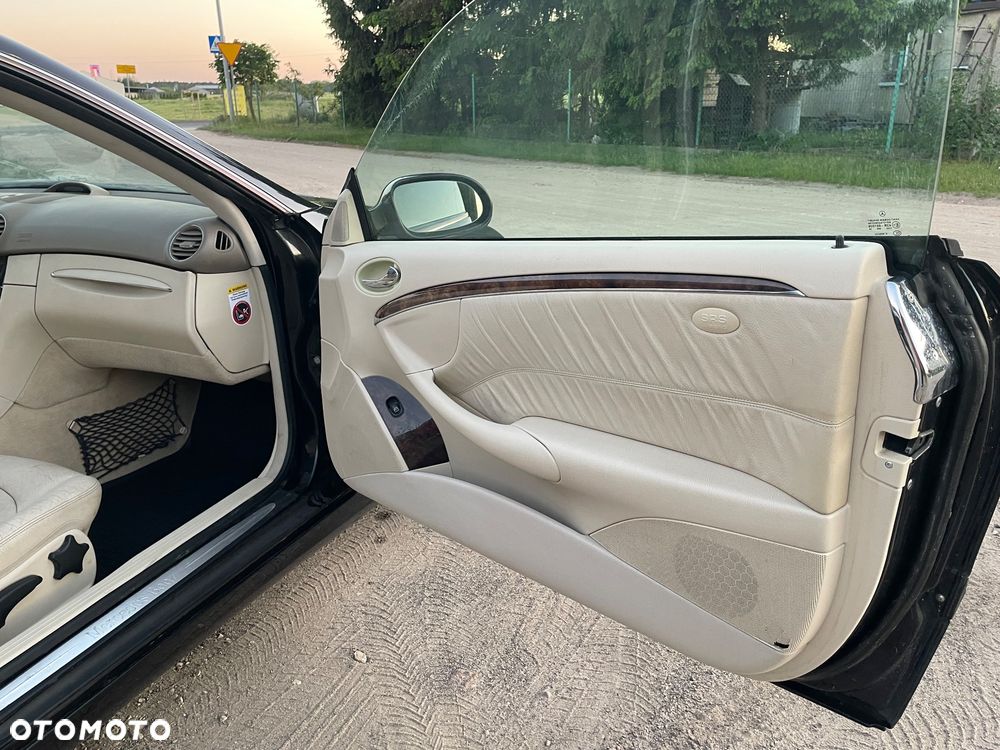 Mercedes-Benz CLK 320 CDI 7G-TRONIC Elegance - 17