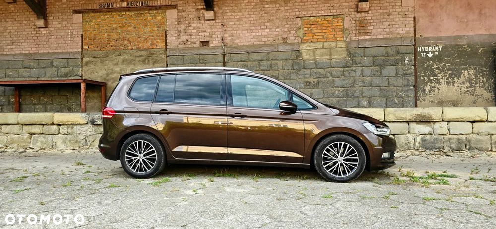 Volkswagen Touran 2.0 TDI BMT Comfortline - 6