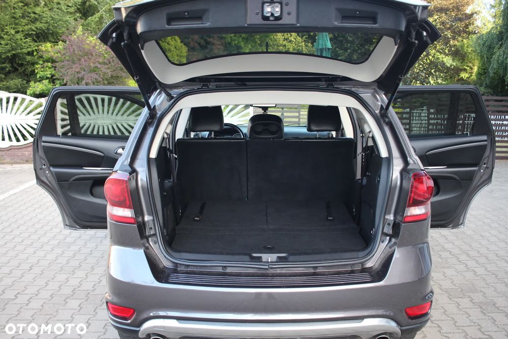 Dodge Journey - 35