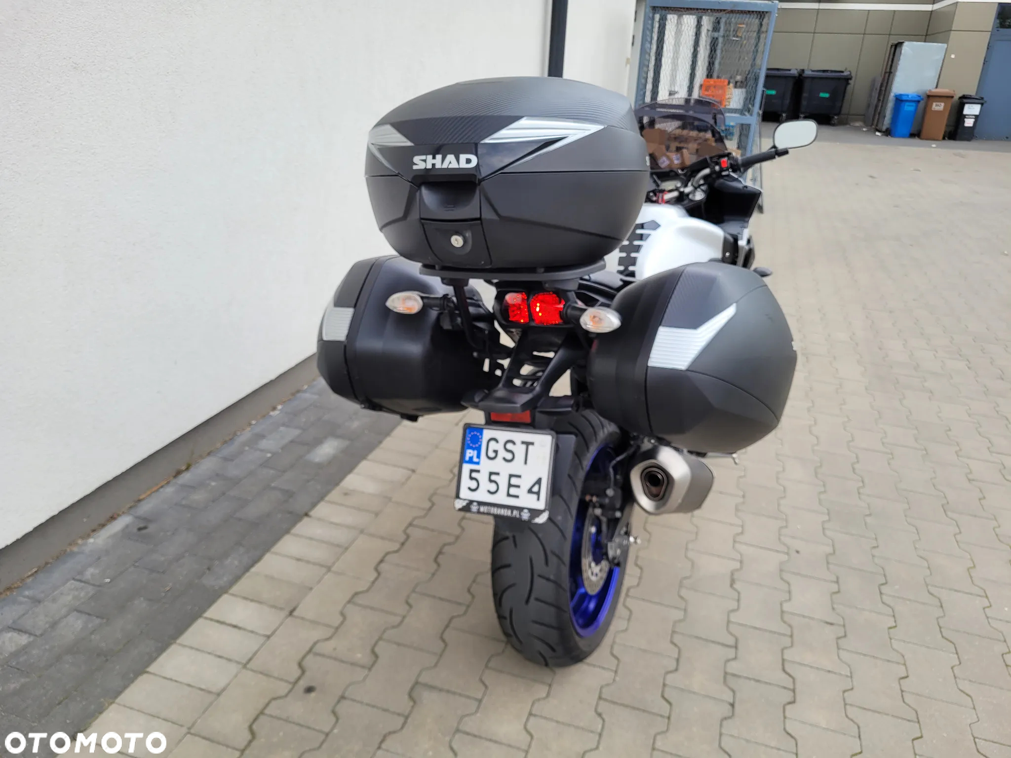 Yamaha FZ8 - 10