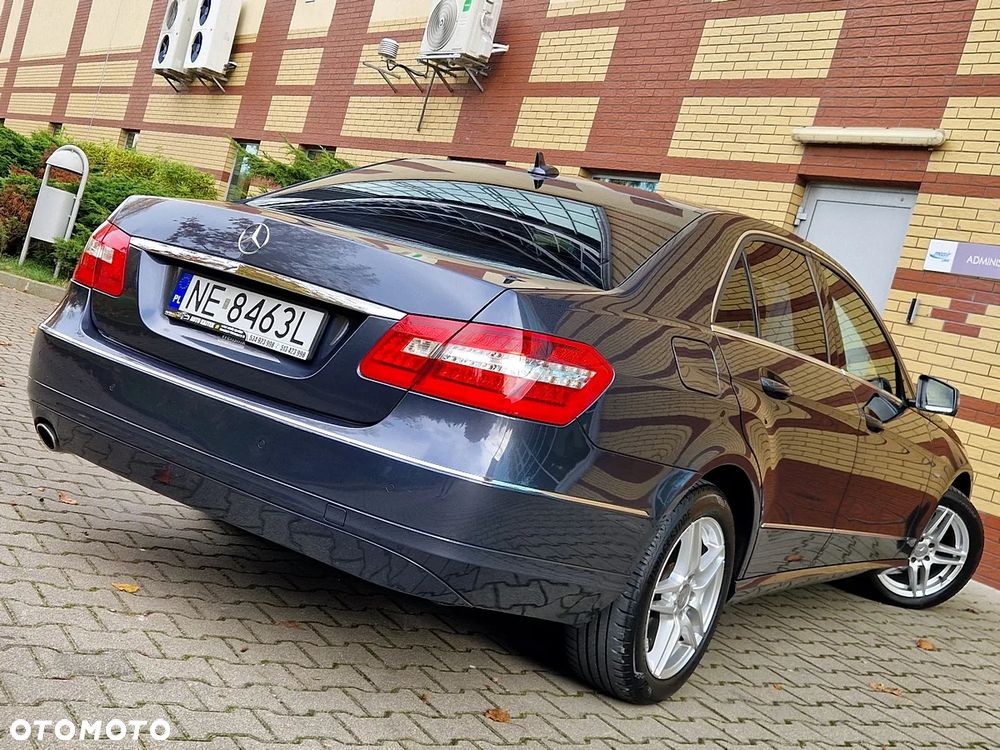 Mercedes-Benz Klasa E 200 BlueEFFICIENCY 7G-TRONIC Avantgarde - 2