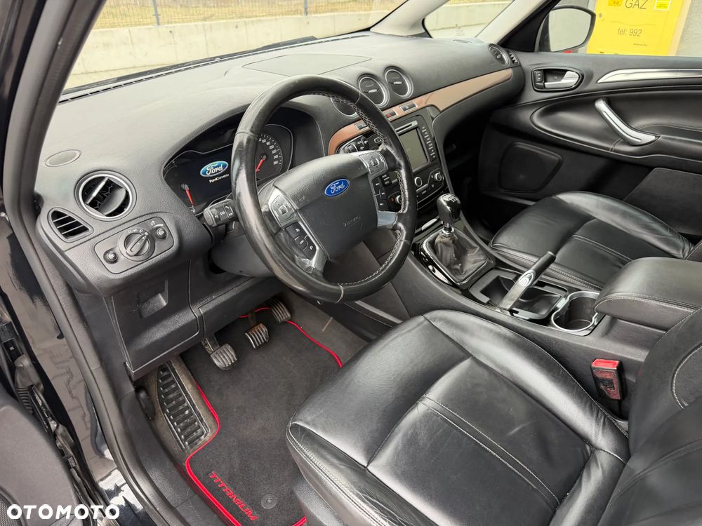 Ford S-Max 2.0 TDCi DPF Titanium X - 25