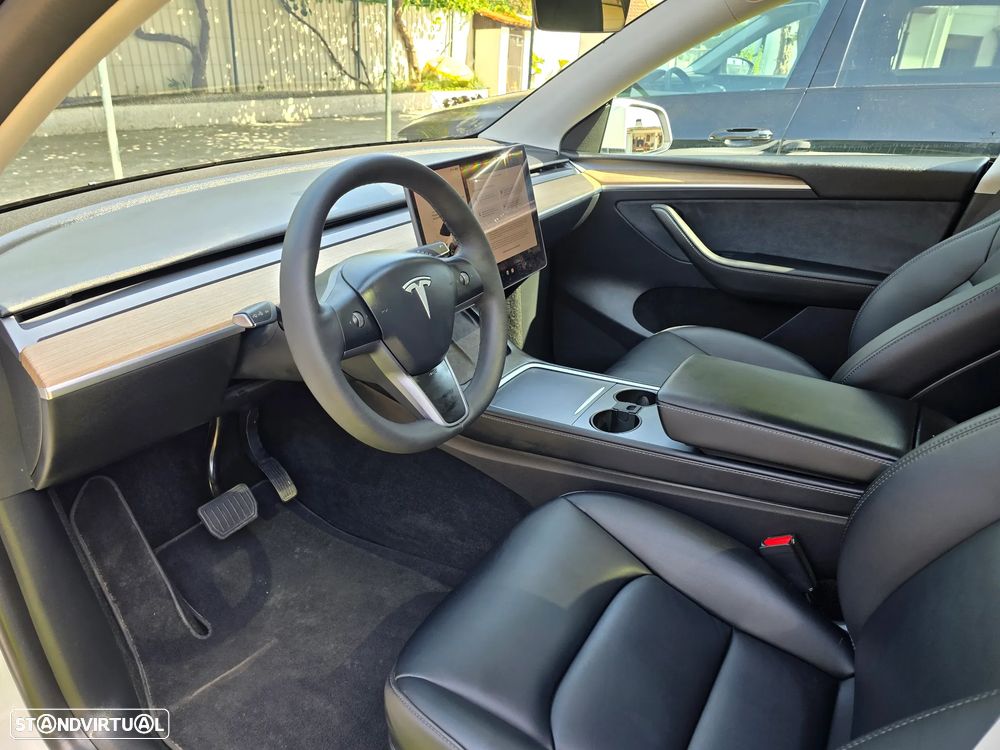 Tesla Model Y Standard - 8