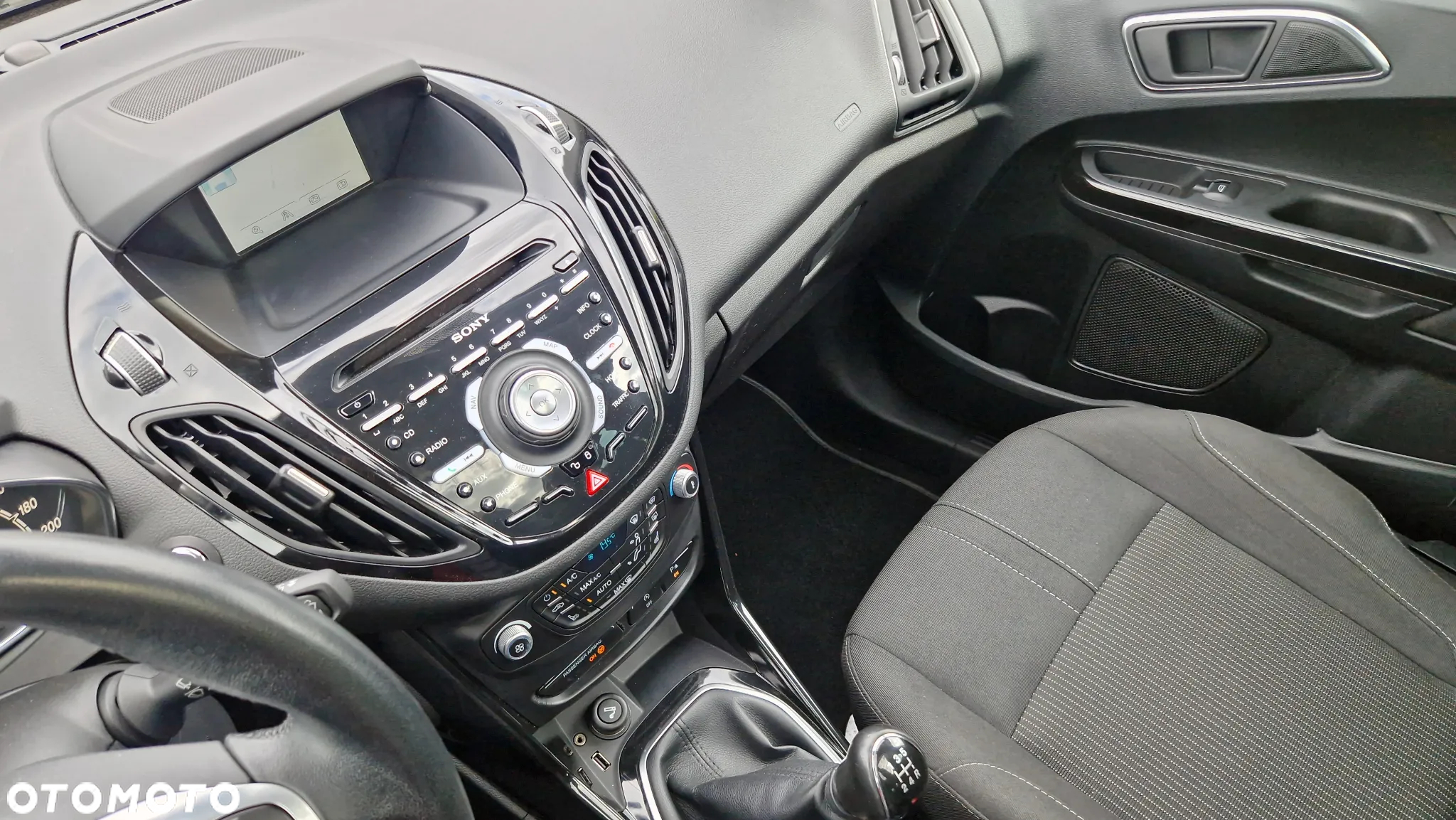 Ford B-MAX 1.5 TDCi Titanium - 14