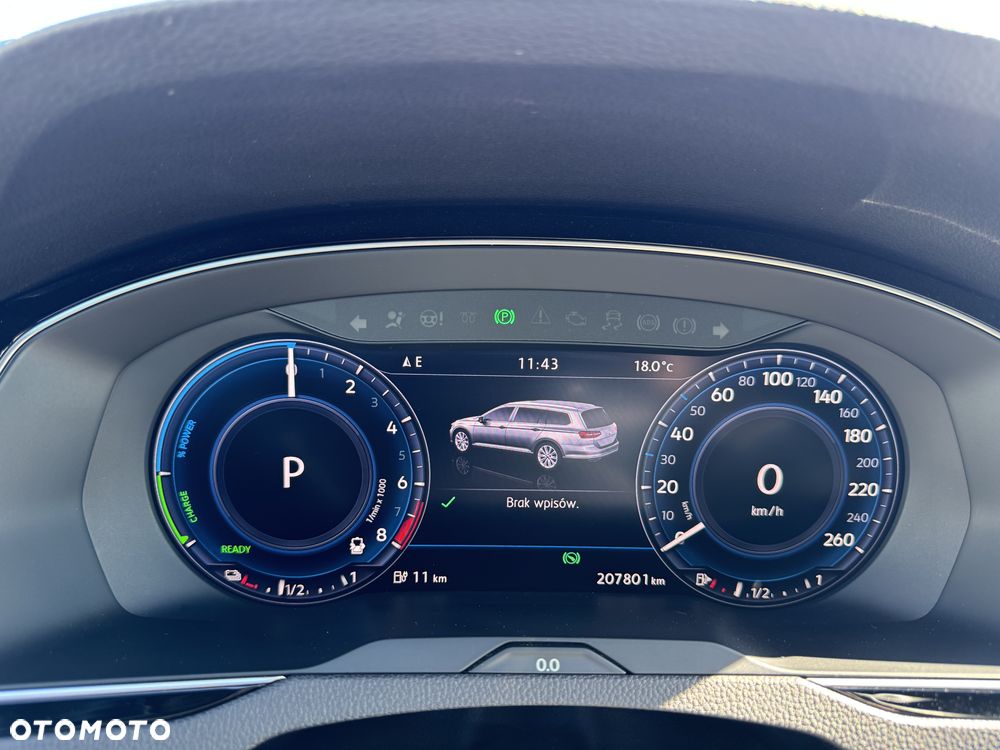 Volkswagen Passat 1.4 TSI DSG GTE - 9