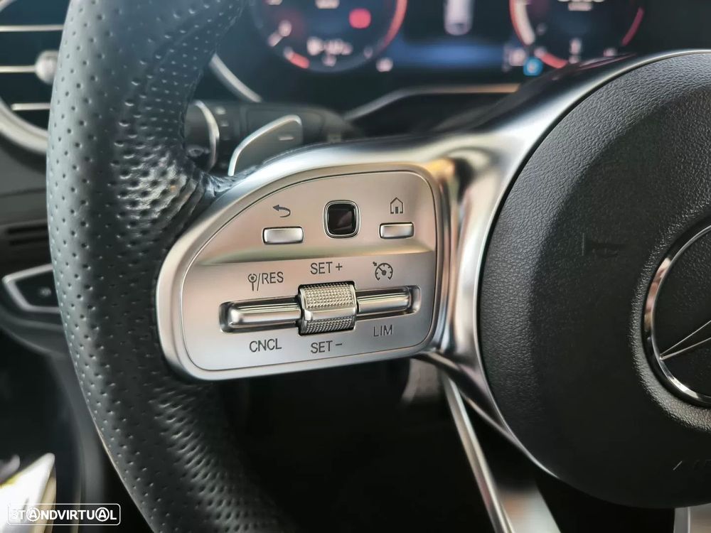 Mercedes-Benz GLC 220 d Coupe 4Matic 9G-TRONIC AMG Line Plus - 48