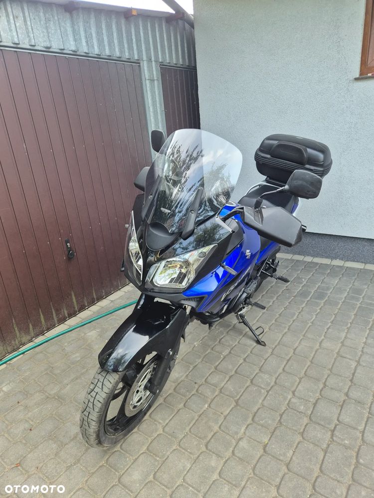 Suzuki V-STROM - 1
