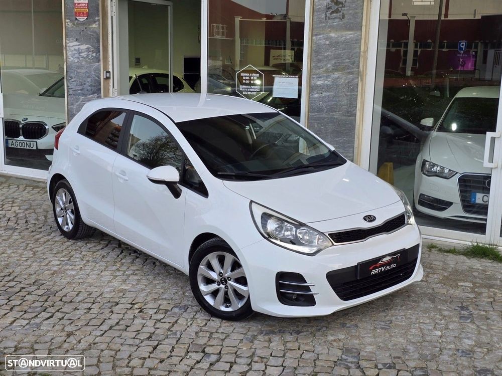 Kia Rio 1.1 CRDi EX ISG - 3