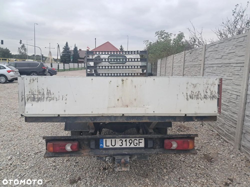 Nissan CABSTAR - 3