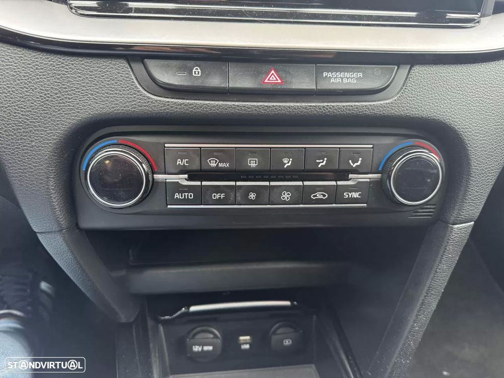 Kia Ceed SW 1.6 CRDi MHEV Drive+SRF - 8